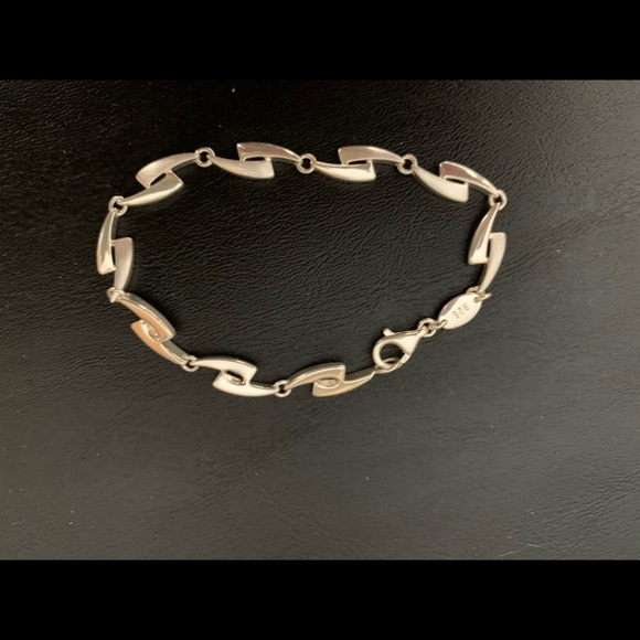 Two sterling silver bracelets. - Picture 5 of 6